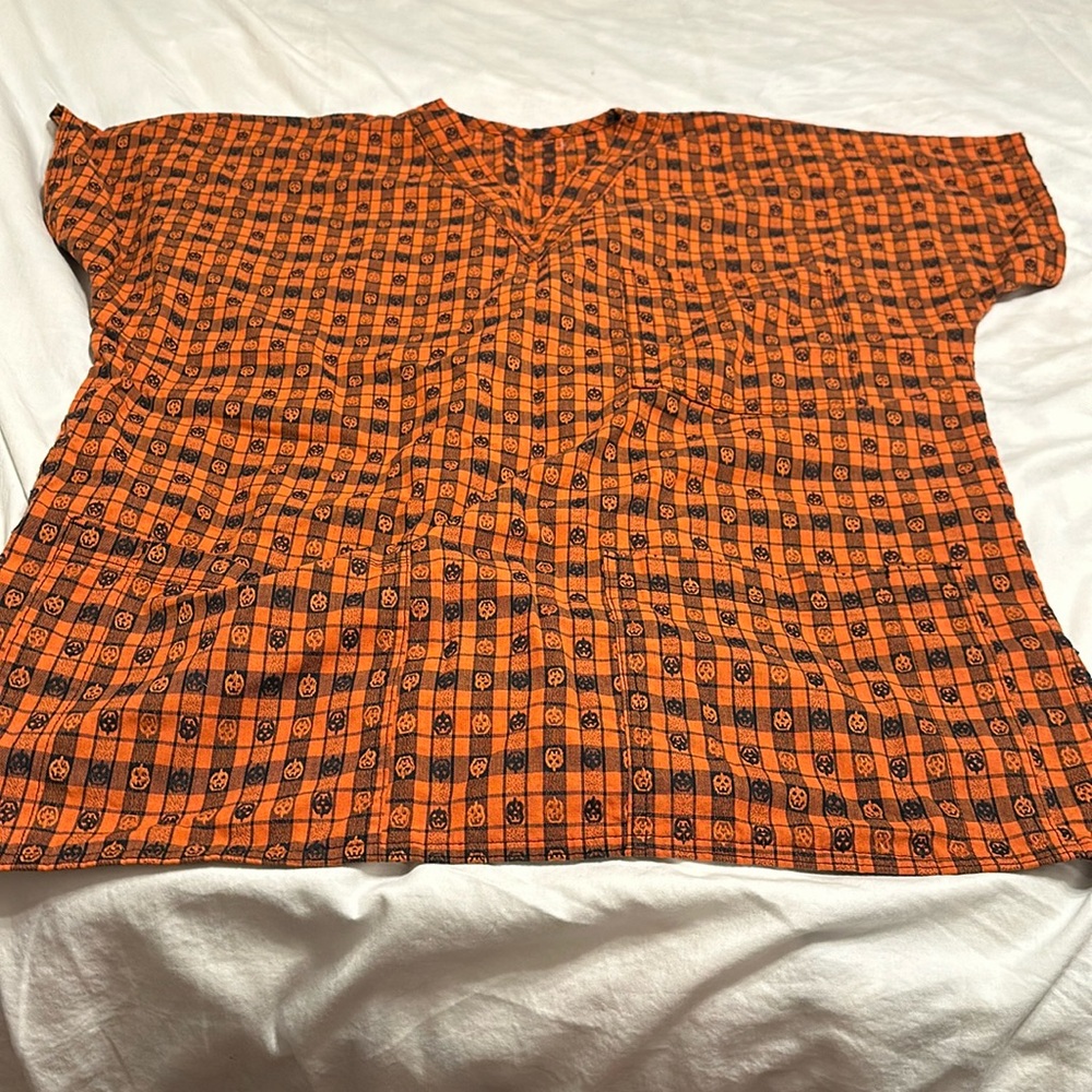 Gently used Halloween scrub top